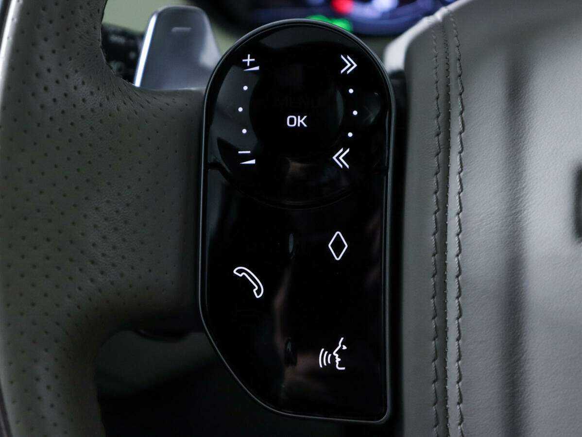 Купить Land Rover Range Rover Velar, 2018, 72 497 км, фото №20