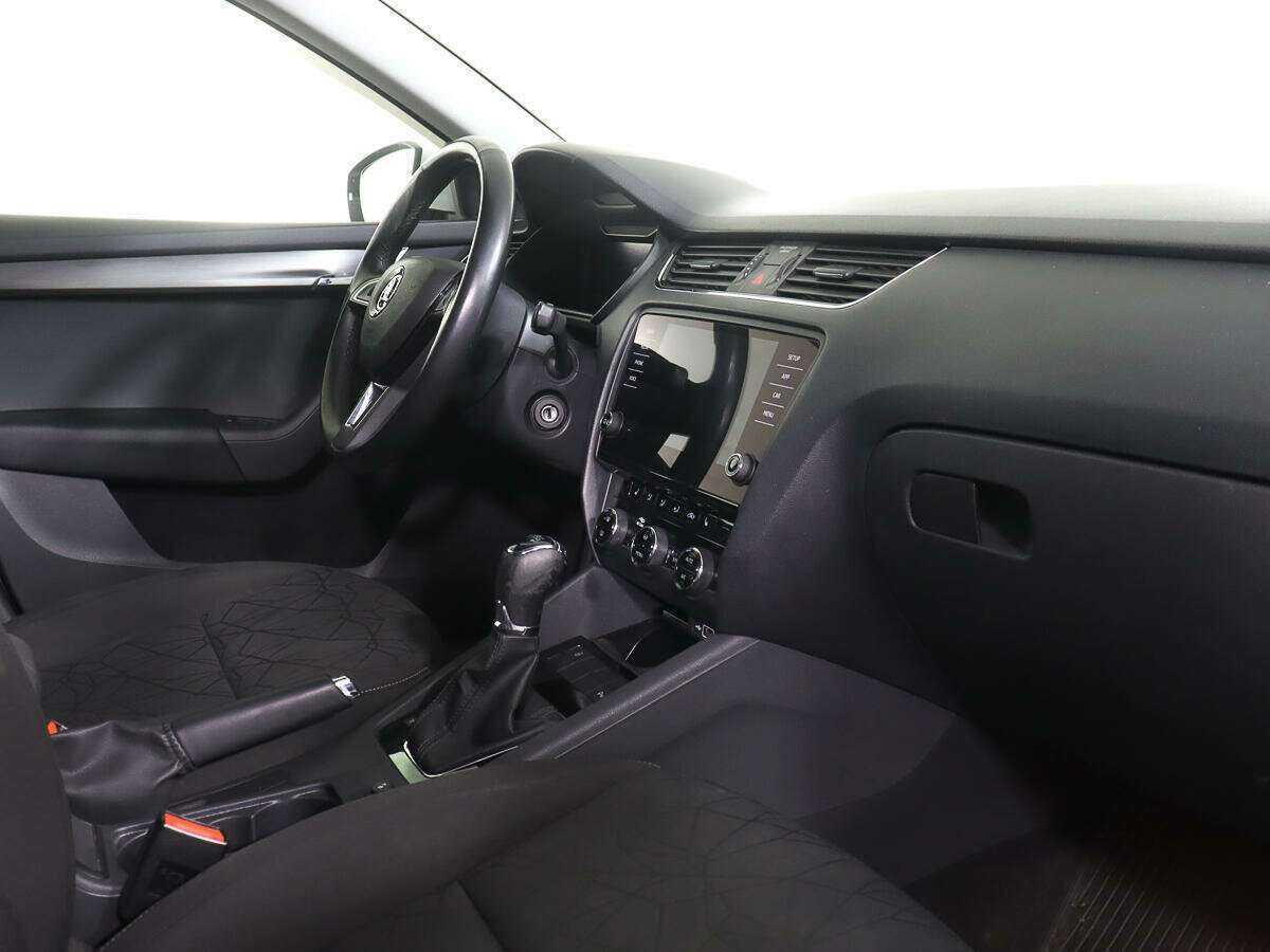 Купить Skoda Octavia, 2019, 83 785 км, фото №8