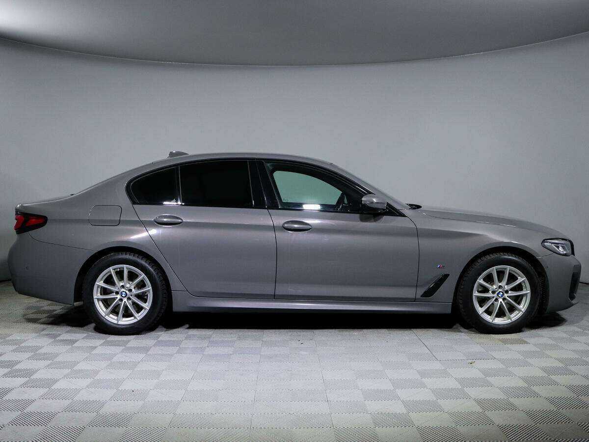 Купить BMW 5 серии 520d xDrive, 2020, 146 071 км, фото №4