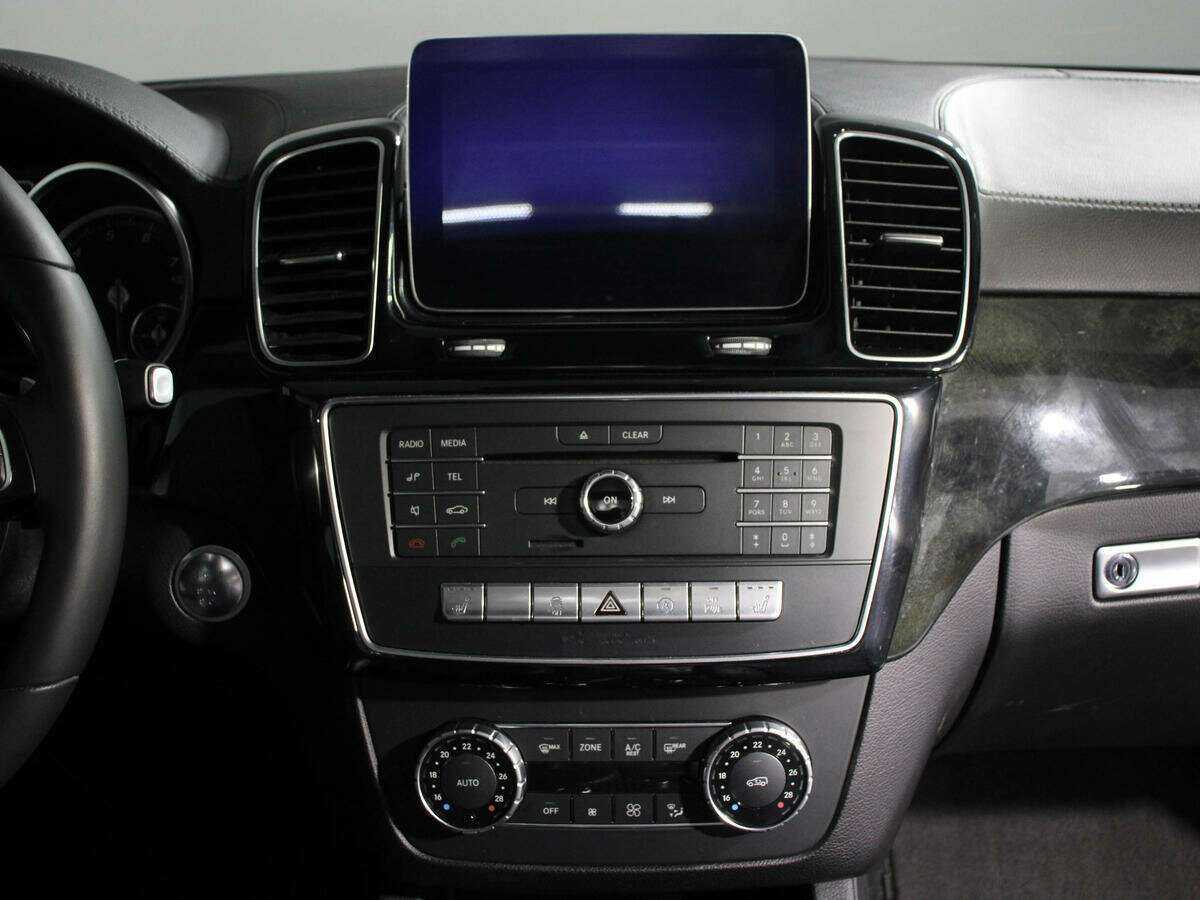 Купить Mercedes-Benz GLS 400, 2018, 131 007 км, фото №13