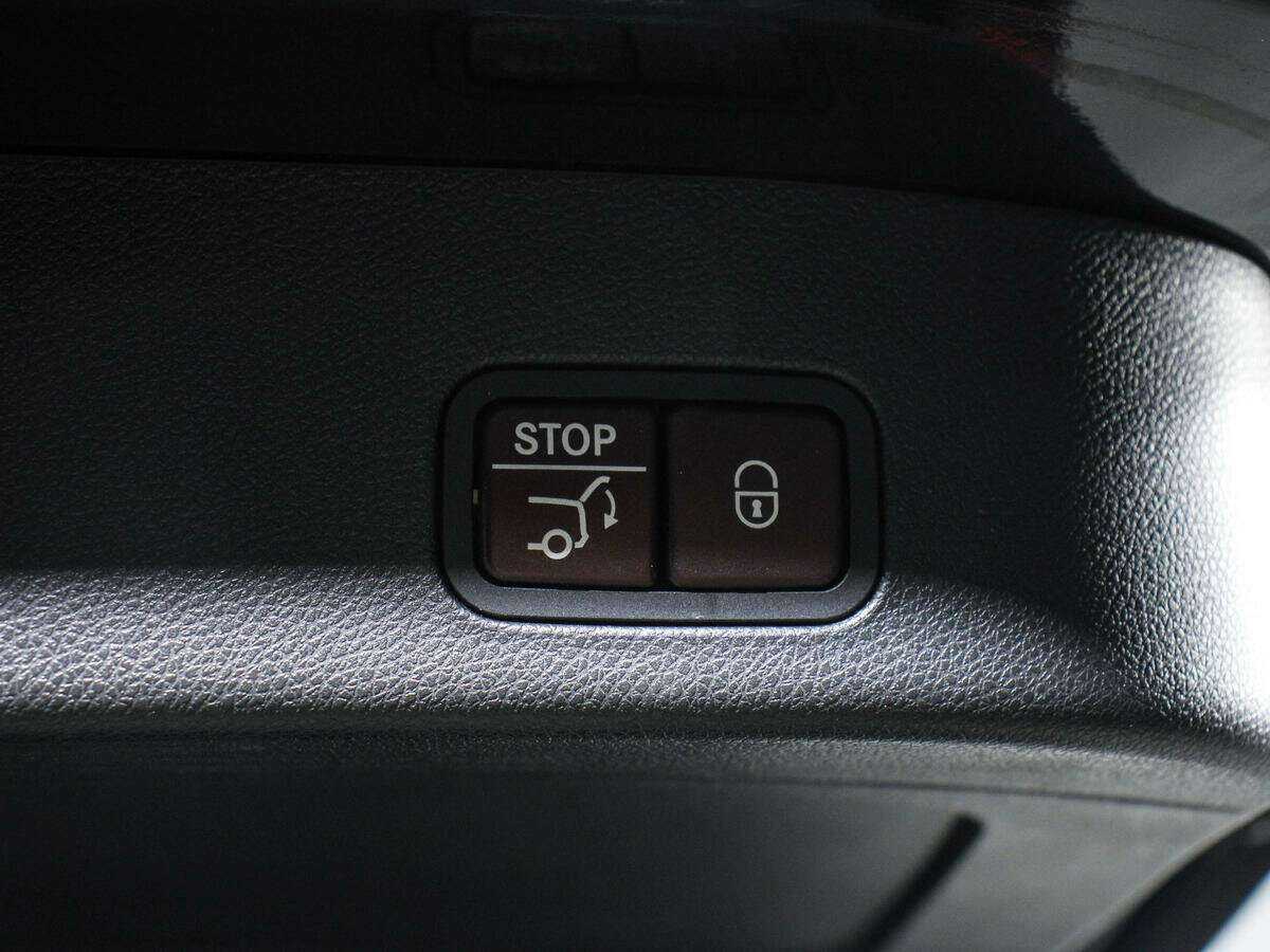 Купить Mercedes-Benz GLS 400, 2018, 131 007 км, фото №21