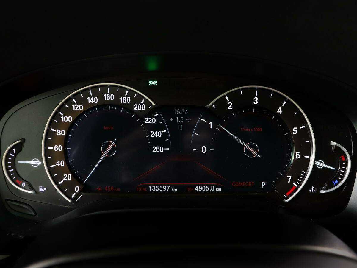 Купить BMW 5 серии 530i xDrive, 2018, 135 000 км, фото №8