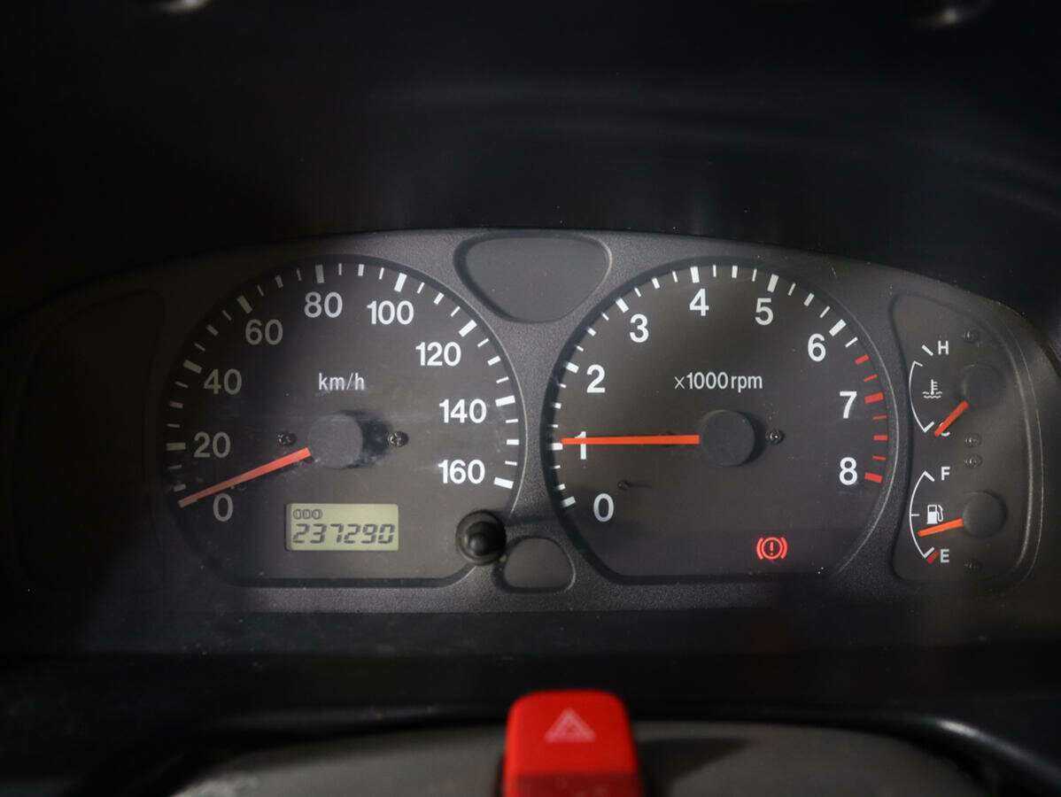 Купить Suzuki Jimny, 1999, 237 258 км, фото №11