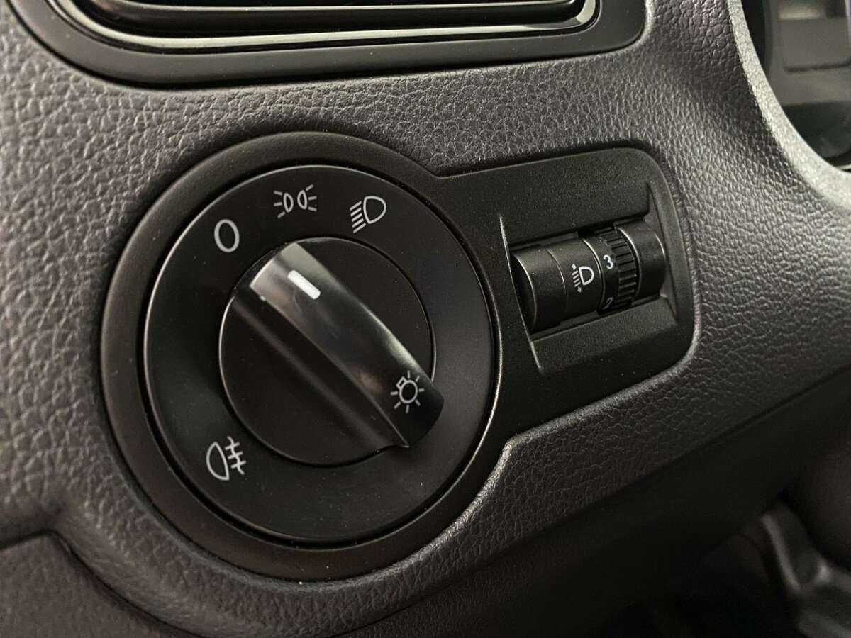 Купить Volkswagen Polo, 2011, 11 938 км, фото №7