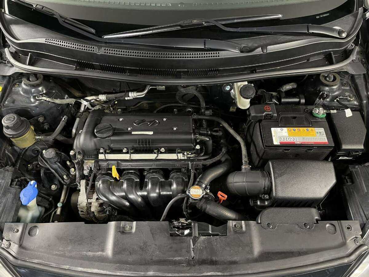 Купить Hyundai Solaris, 2011, 223 502 км, фото №16