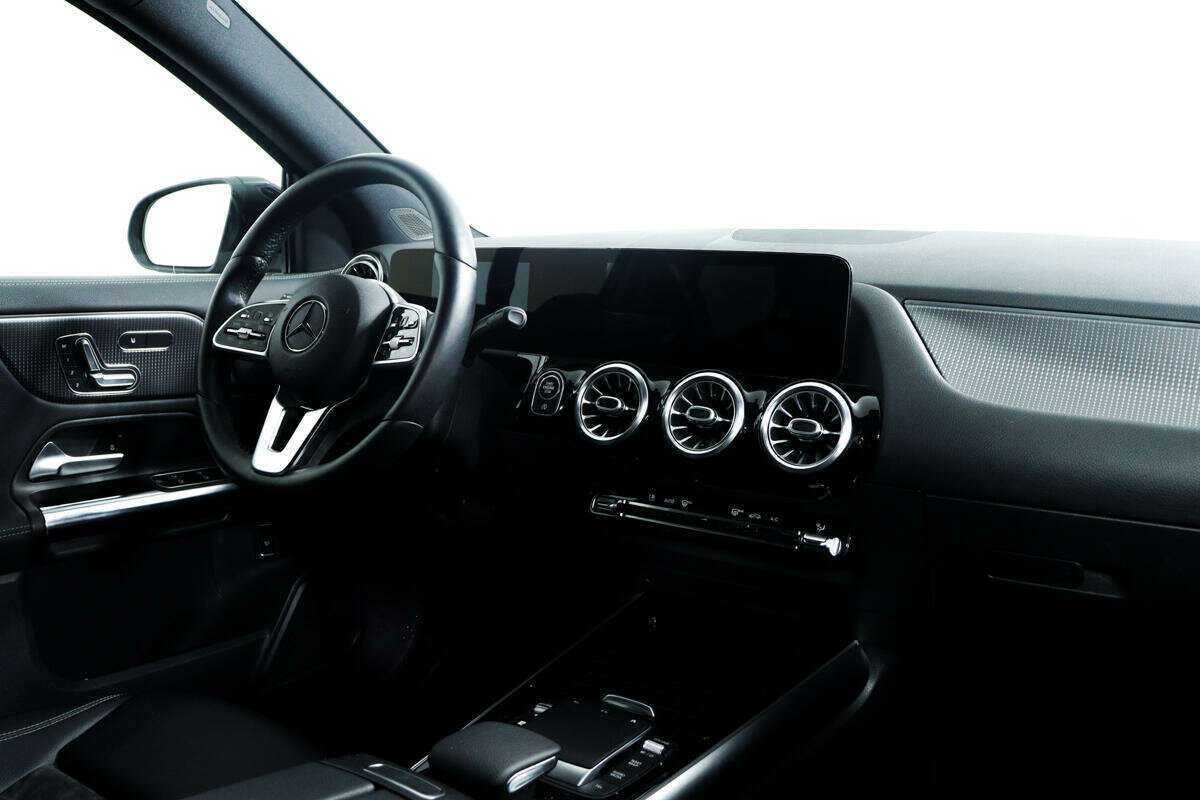 Купить Mercedes-Benz GLA 200, 2020, 42 000 км, фото №9