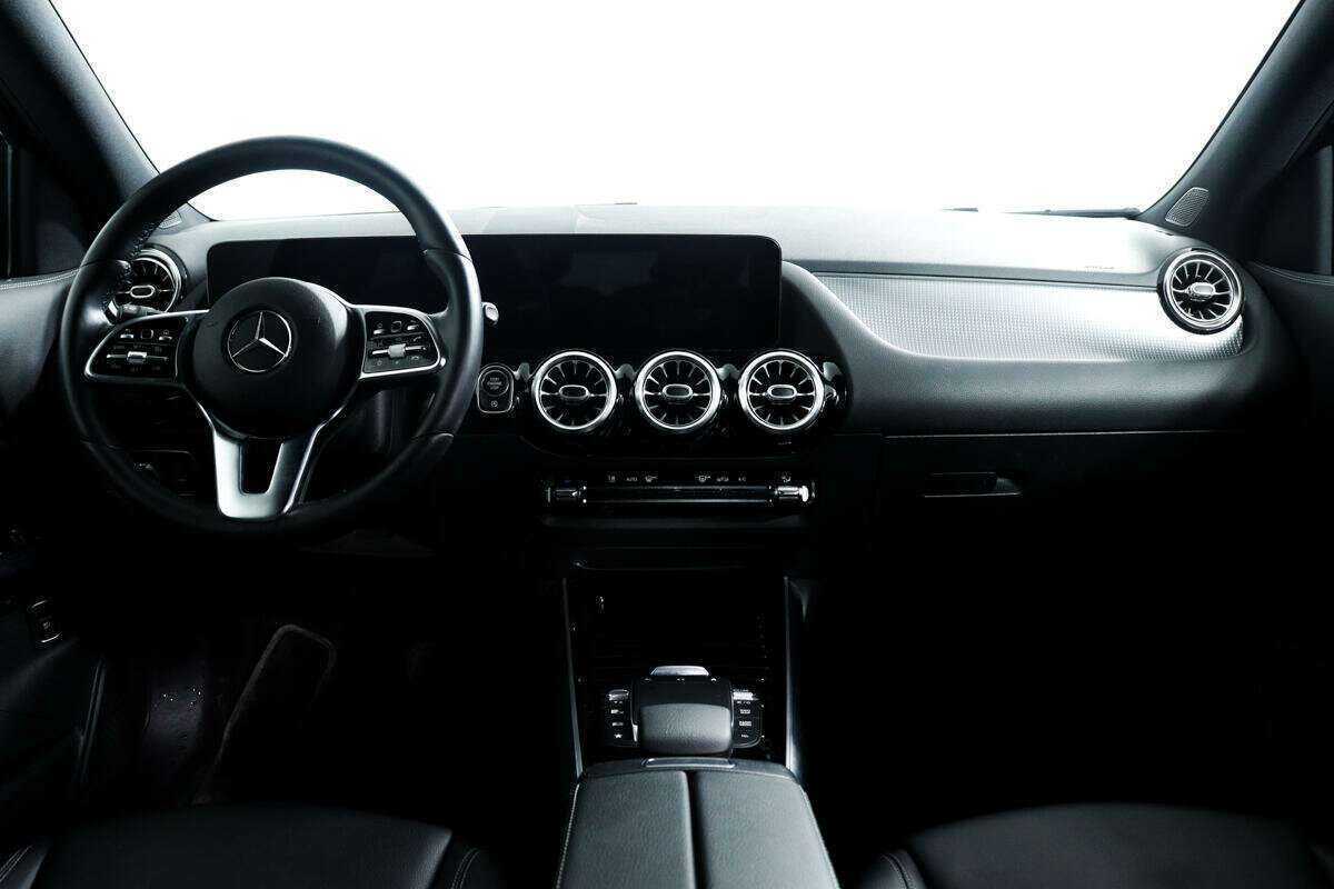 Купить Mercedes-Benz GLA 200, 2020, 42 000 км, фото №11