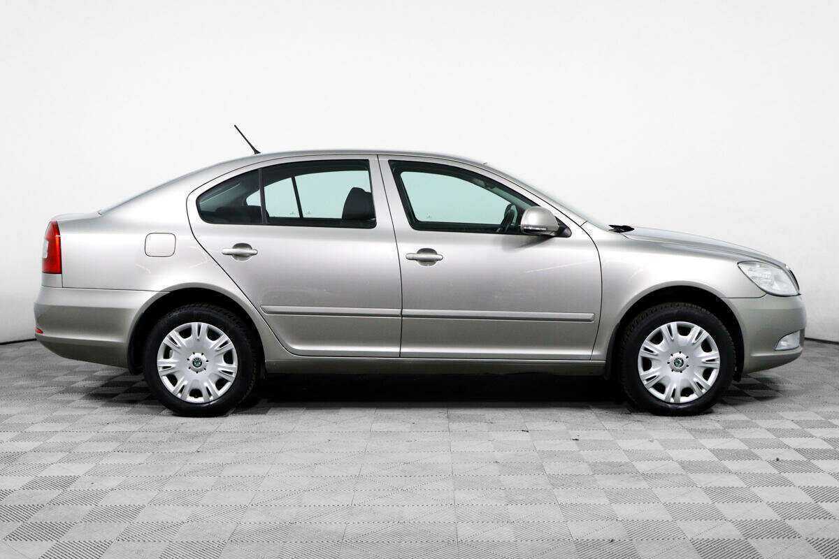 Купить Skoda Octavia, 2011, 211 010 км, фото №4