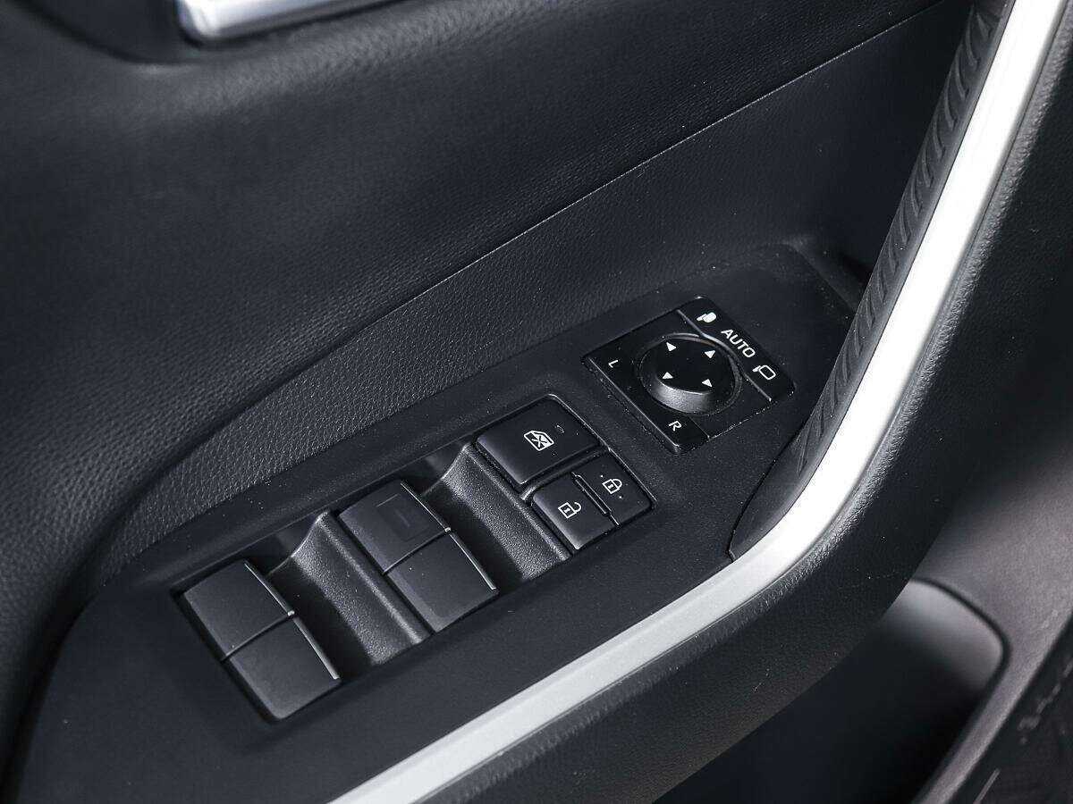 Купить Toyota RAV4, 2019, 98 382 км, фото №17