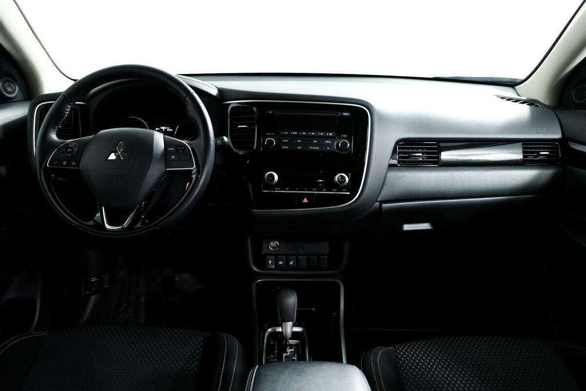 Купить Mitsubishi Outlander, 2020, 7 842 км, фото №11