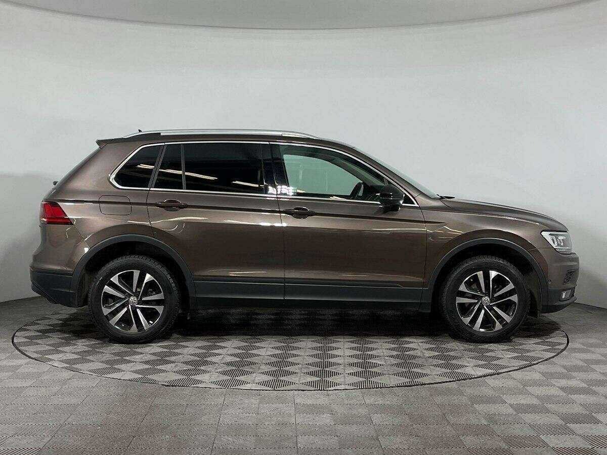 Купить Volkswagen Tiguan, 2019, 45 213 км, фото №4