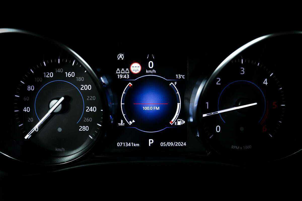 Купить Jaguar F-Pace, 2019, 71 281 км, фото №10