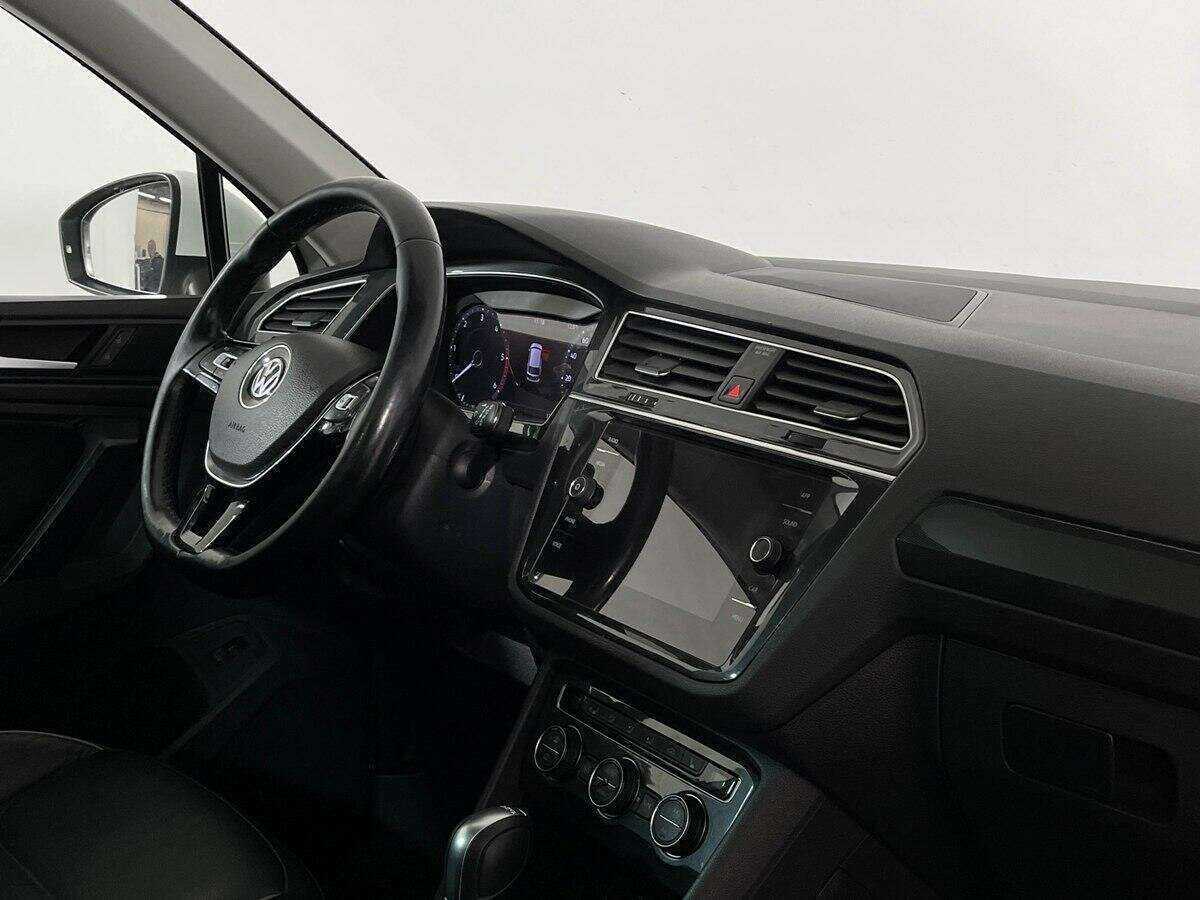 Купить Volkswagen Tiguan, 2018, 132 857 км, фото №7