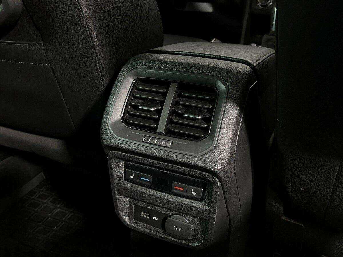 Купить Volkswagen Tiguan, 2018, 132 857 км, фото №14
