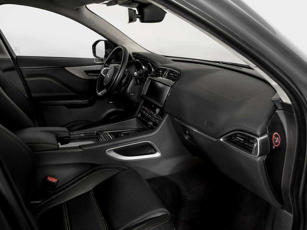 Купить Jaguar F-Pace, 2018, 40 500 км, фото №9