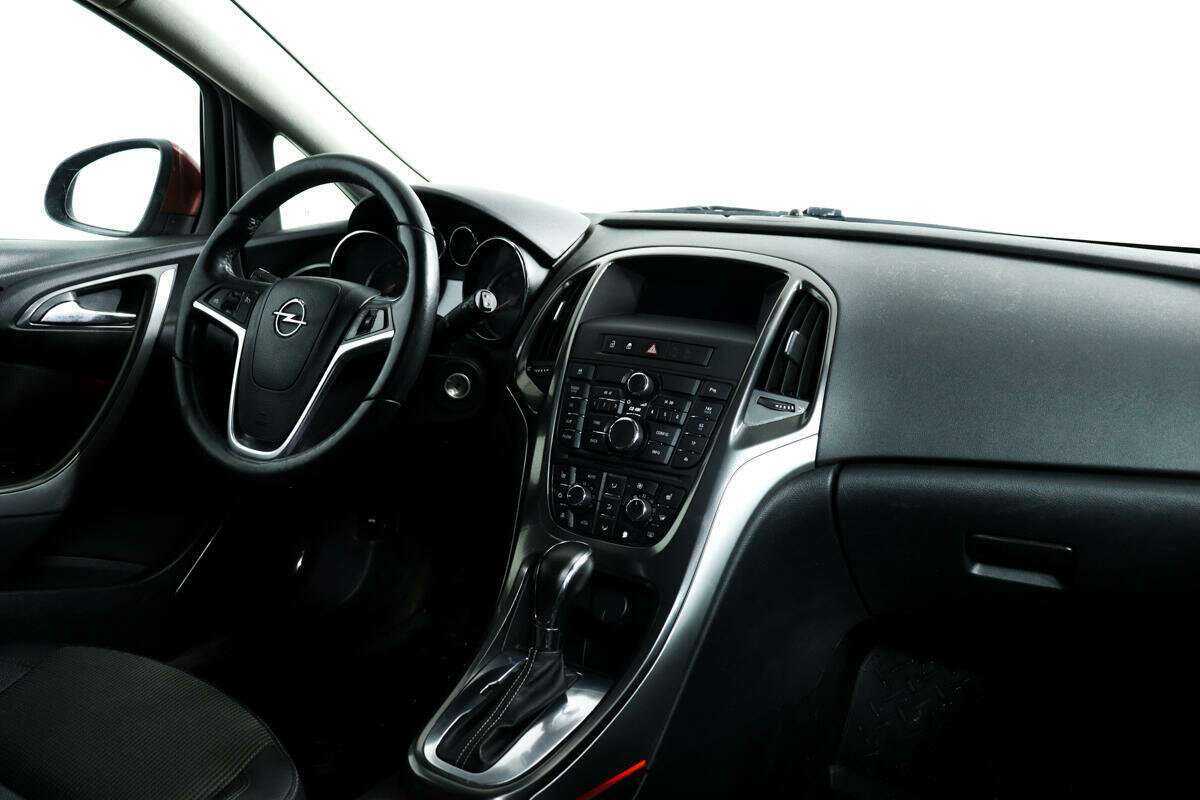 Купить Opel Astra, 2011, 172 230 км, фото №9