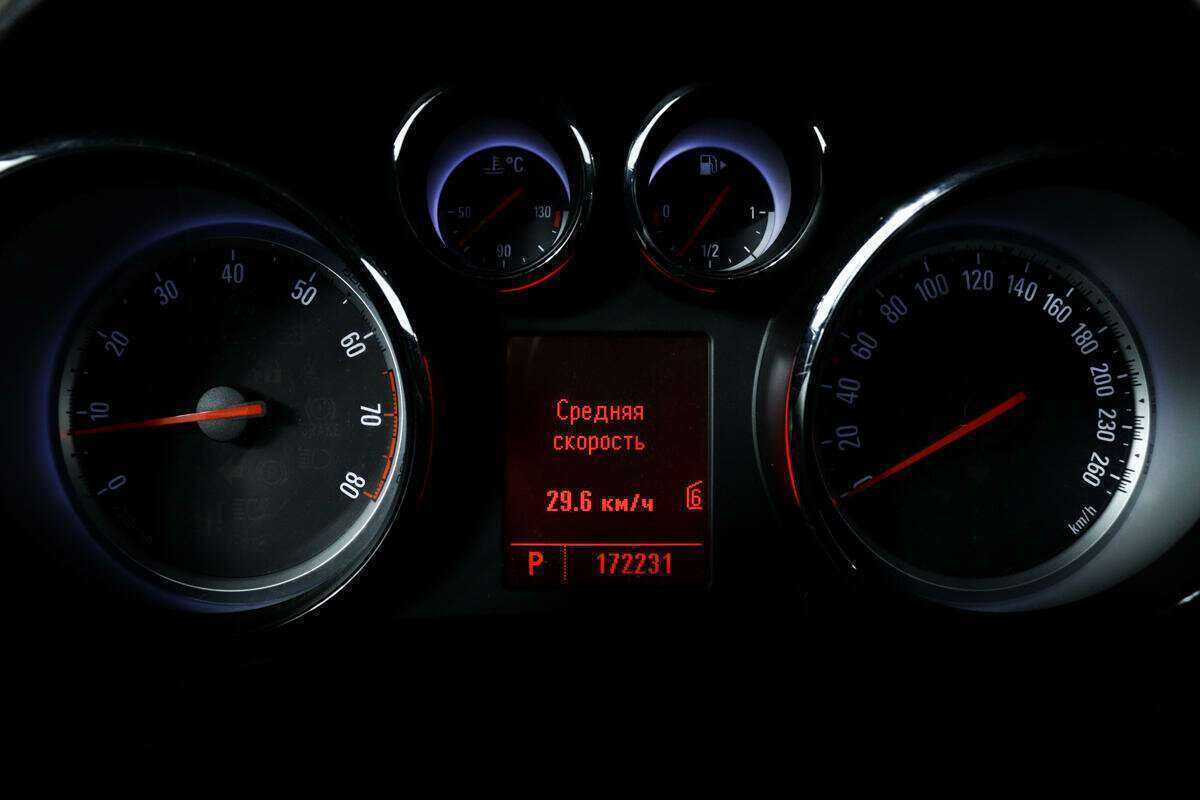 Купить Opel Astra, 2011, 172 230 км, фото №10