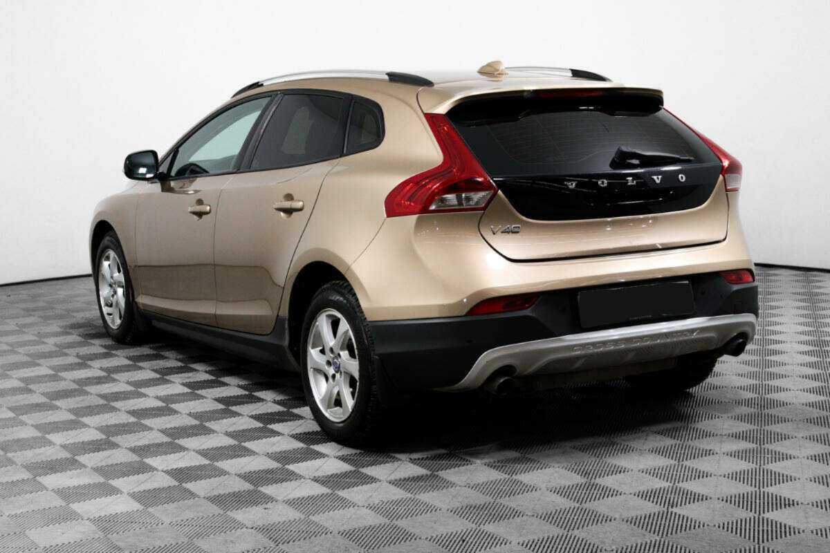 Купить Volvo V40 Cross Country, 2013, 197 365 км, фото №7