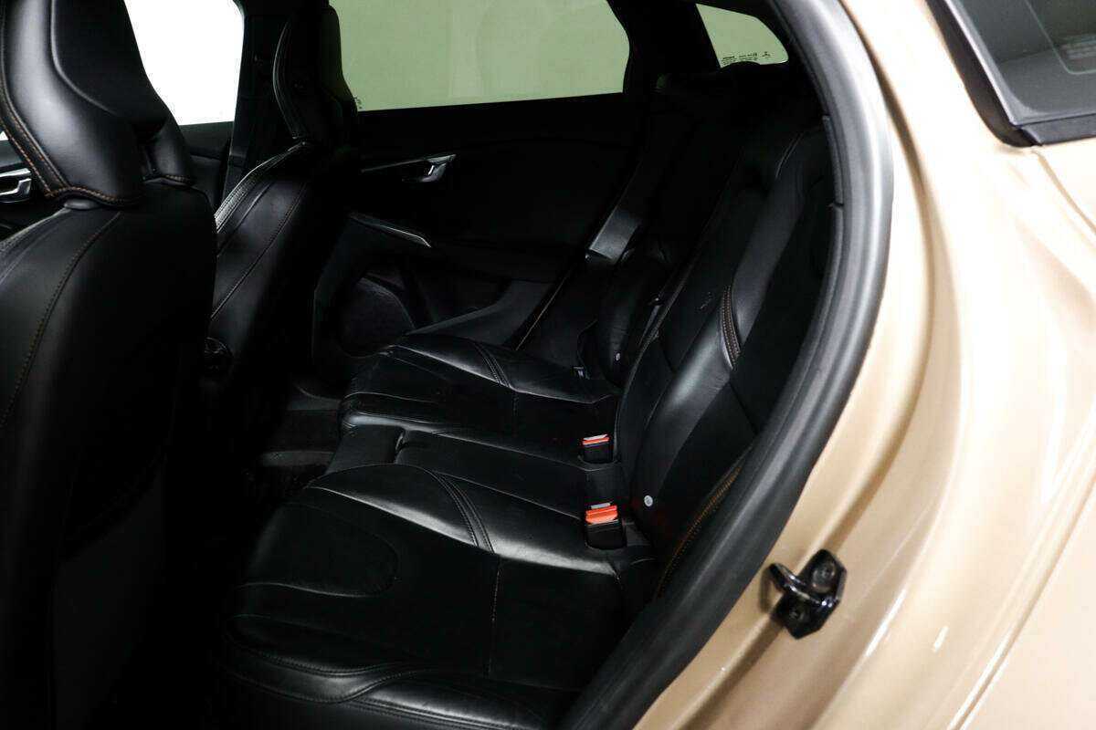 Купить Volvo V40 Cross Country, 2013, 197 365 км, фото №12