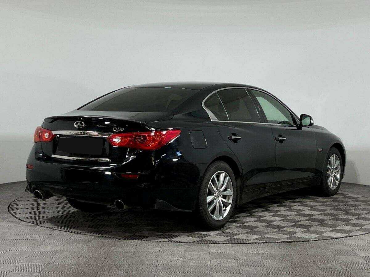 Купить Infiniti Q50, 2015, 131 000 км, фото №5