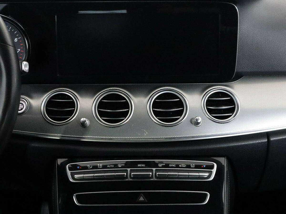 Купить Mercedes-Benz E-Класс 200, 2019, 99 540 км, фото №11