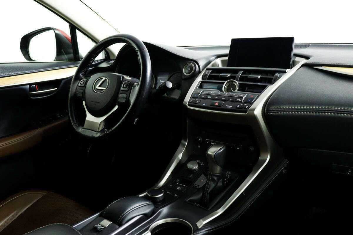 Купить Lexus NX 200t, 2015, 118 770 км, фото №9