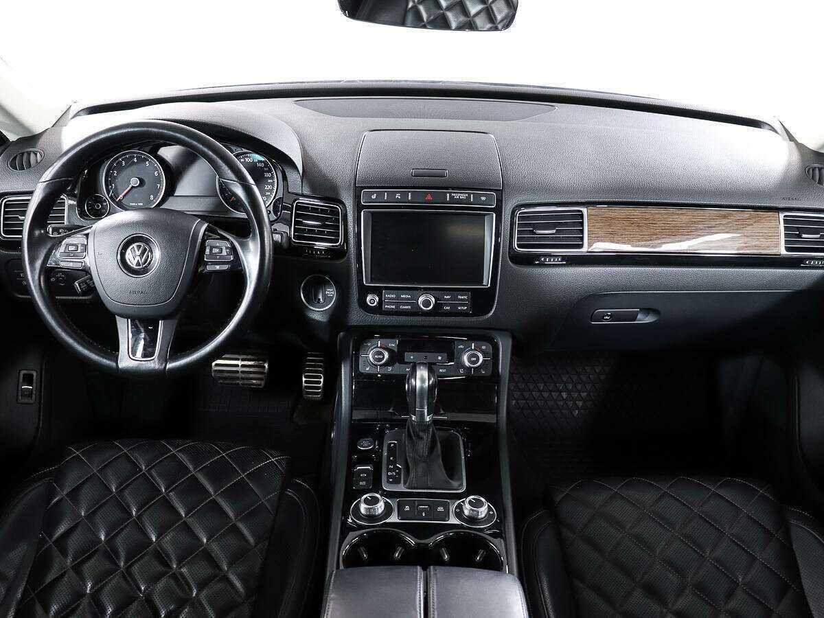 Купить Volkswagen Touareg, 2016, 91 000 км, фото №12