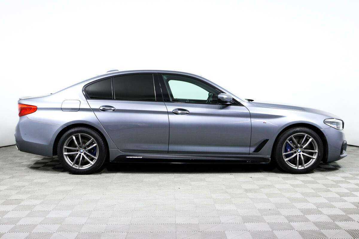 Купить BMW 5 серии 540i xDrive, 2017, 172 209 км, фото №4
