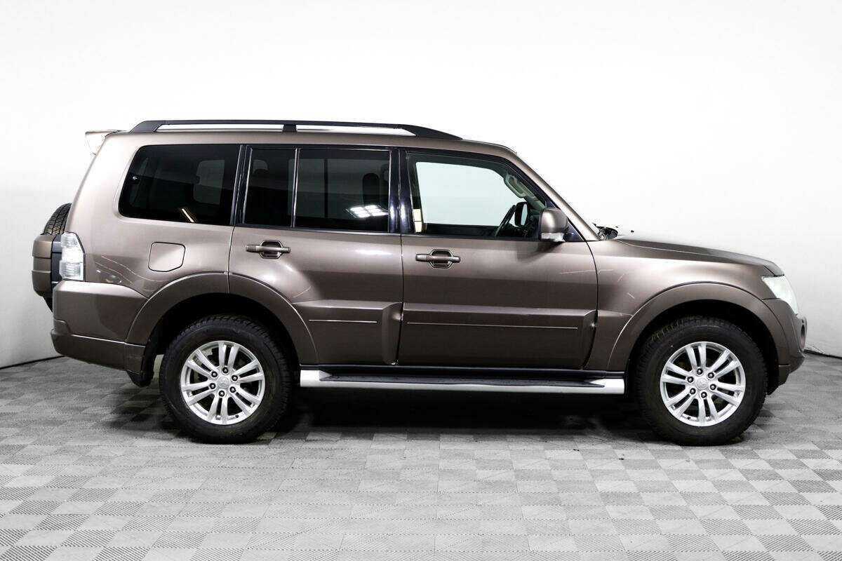 Купить Mitsubishi Pajero, 2011, 148 584 км, фото №4