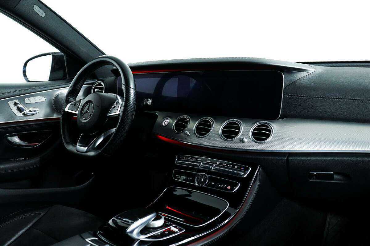 Купить Mercedes-Benz E-Класс 200, 2017, 111 000 км, фото №9