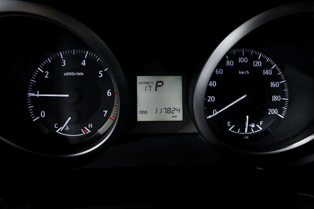 Купить Toyota Land Cruiser Prado 4-speed, 2013, 117 434 км, фото №9