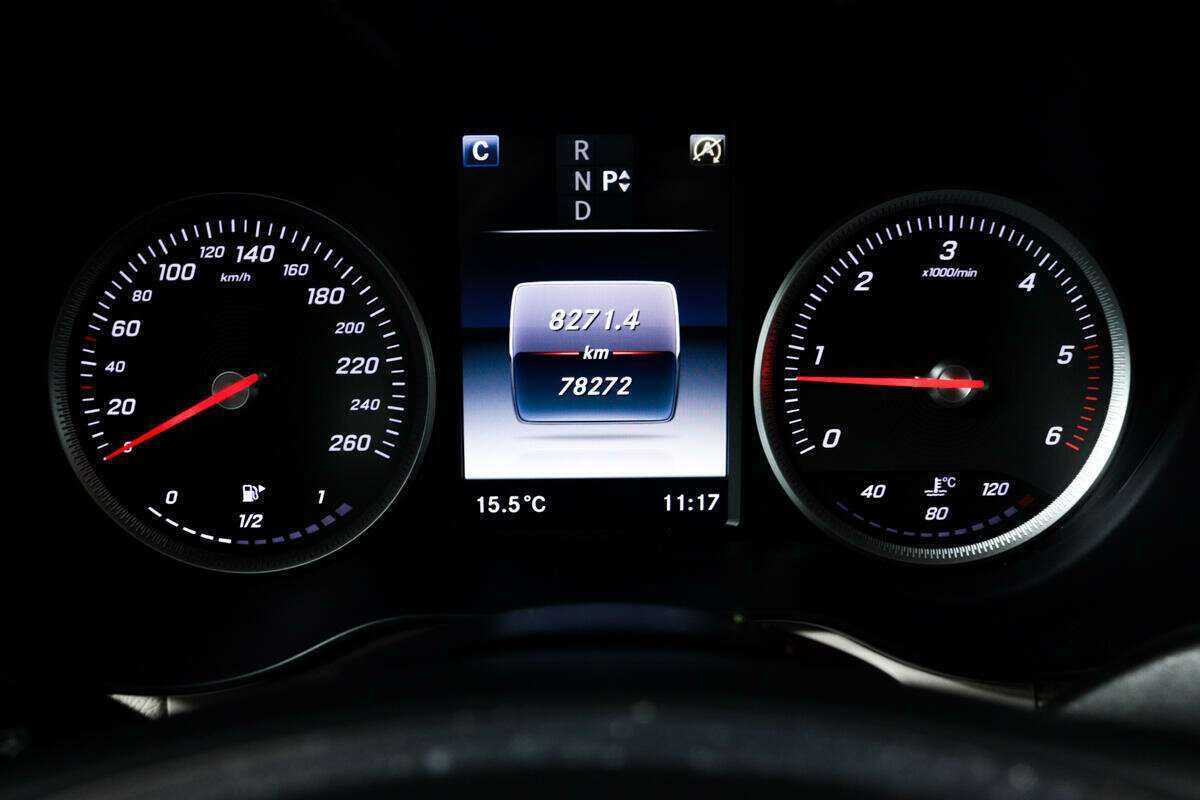 Купить Mercedes-Benz GLC 250 d, 2017, 78 255 км, фото №10