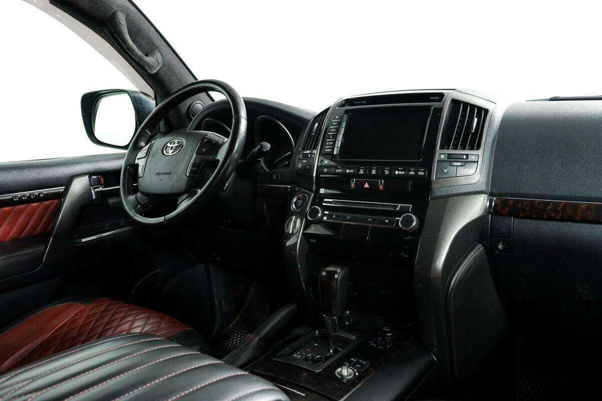 Купить Toyota Land Cruiser, 2012, 206 300 км, фото №9