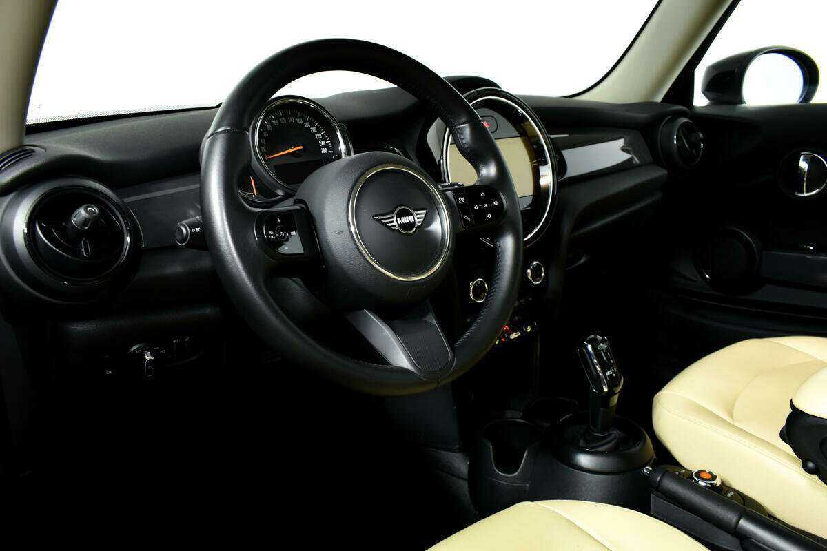 Купить Mini Hatch Cooper, 2021, 48 999 км, фото №13