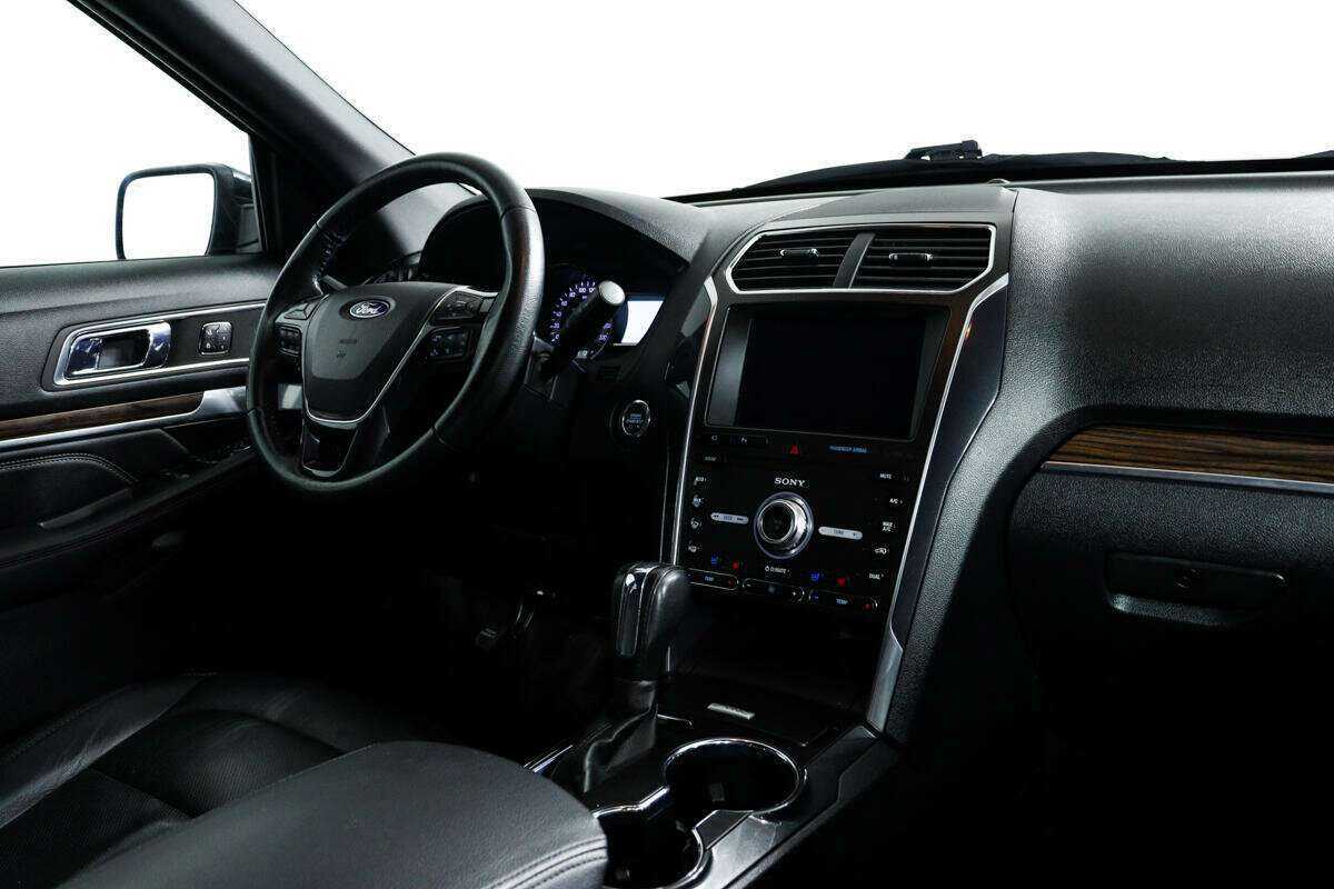 Купить Ford Explorer, 2018, 139 212 км, фото №9