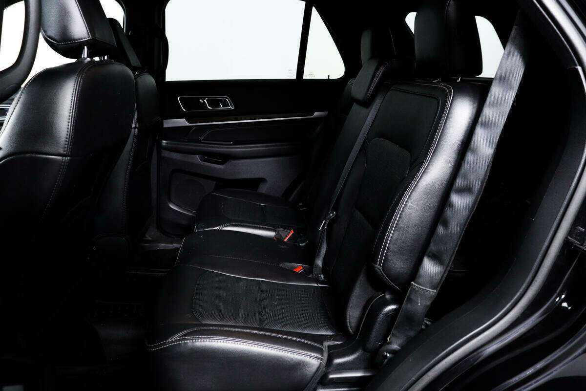 Купить Ford Explorer, 2018, 139 212 км, фото №12