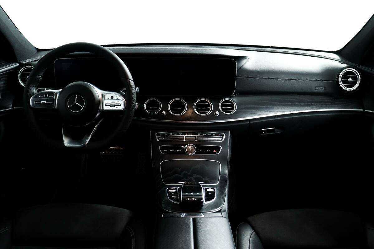 Купить Mercedes-Benz E-Класс 220 d, 2019, 91 770 км, фото №11
