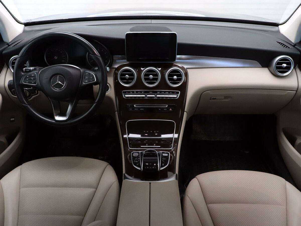 Купить Mercedes-Benz GLC 250, 2015, 36 210 км, фото №9