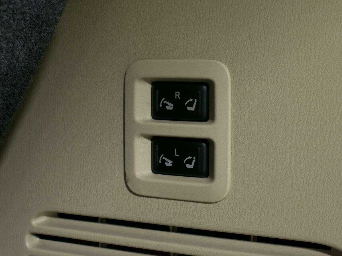 Купить Infiniti QX80, 2018, 141 346 км, фото №9