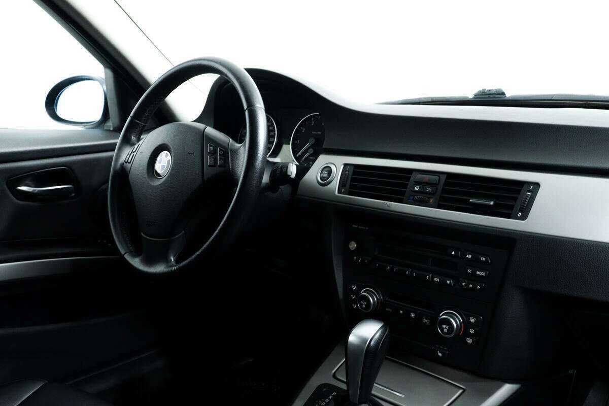 Купить BMW 3 серии 320i, 2007, 145 000 км, фото №9