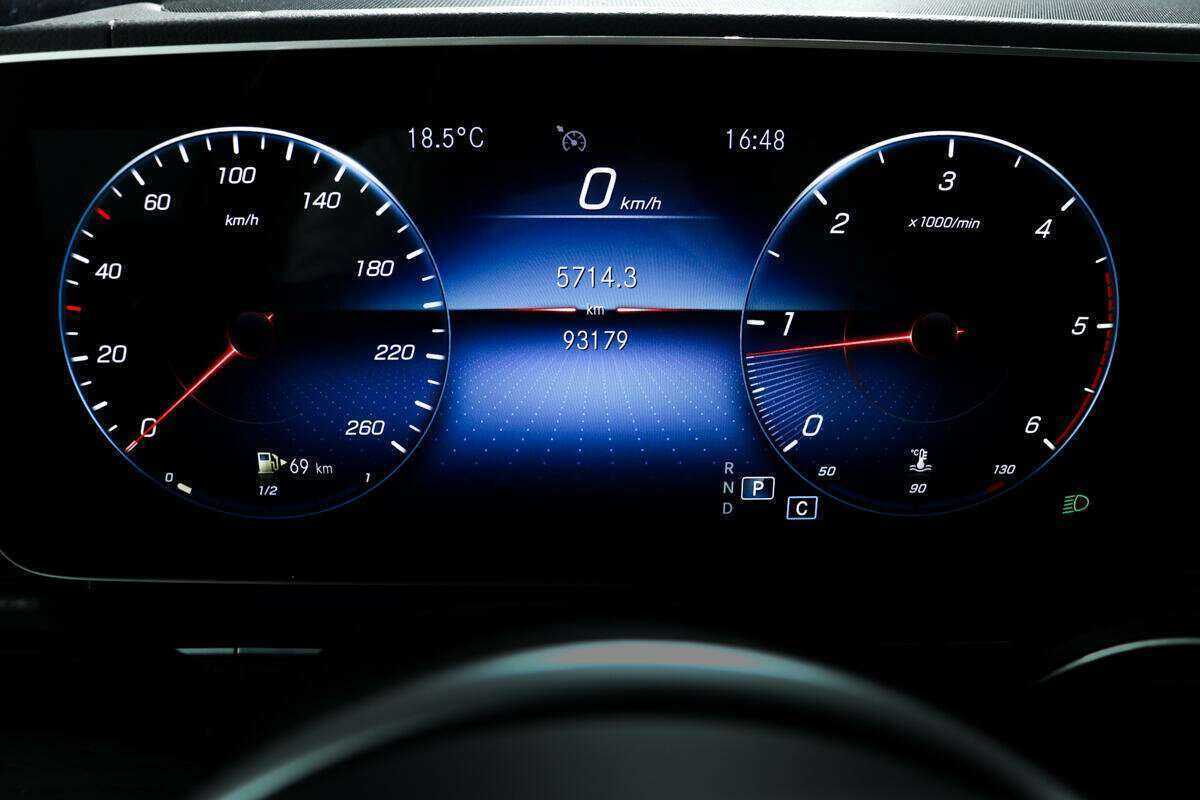 Купить Mercedes-Benz GLE 300 d, 2020, 93 226 км, фото №10