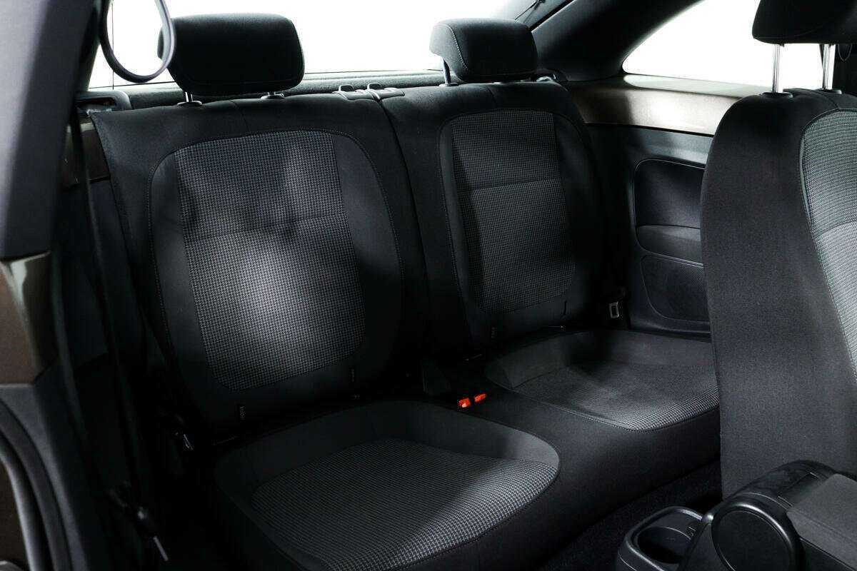 Купить Volkswagen Beetle, 2014, 88 998 км, фото №12