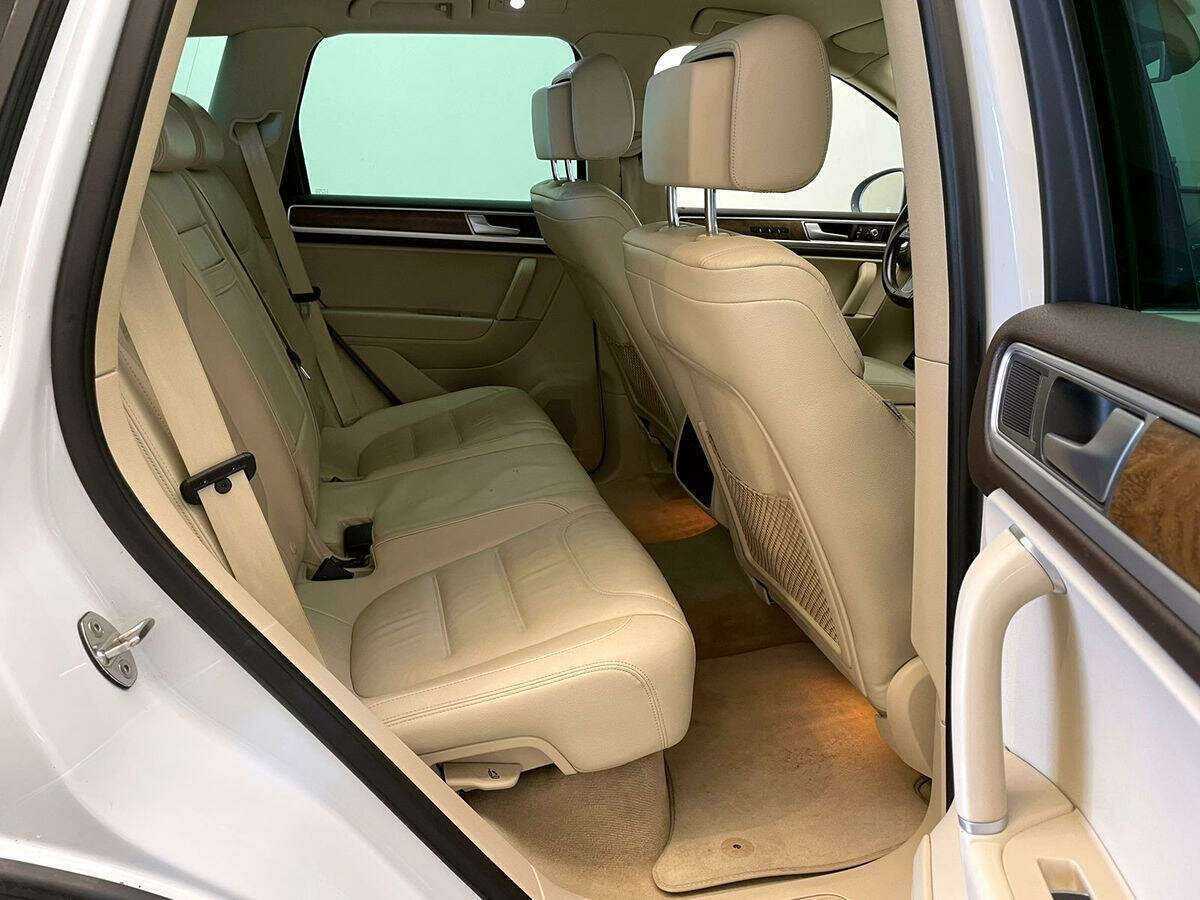 Купить Volkswagen Touareg, 2015, 98 856 км, фото №8