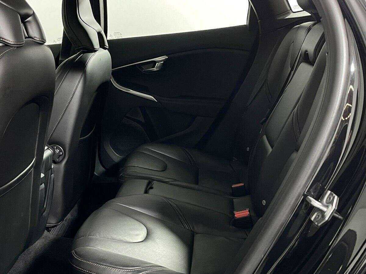 Купить Volvo V40 Cross Country, 2017, 23 000 км, фото №9