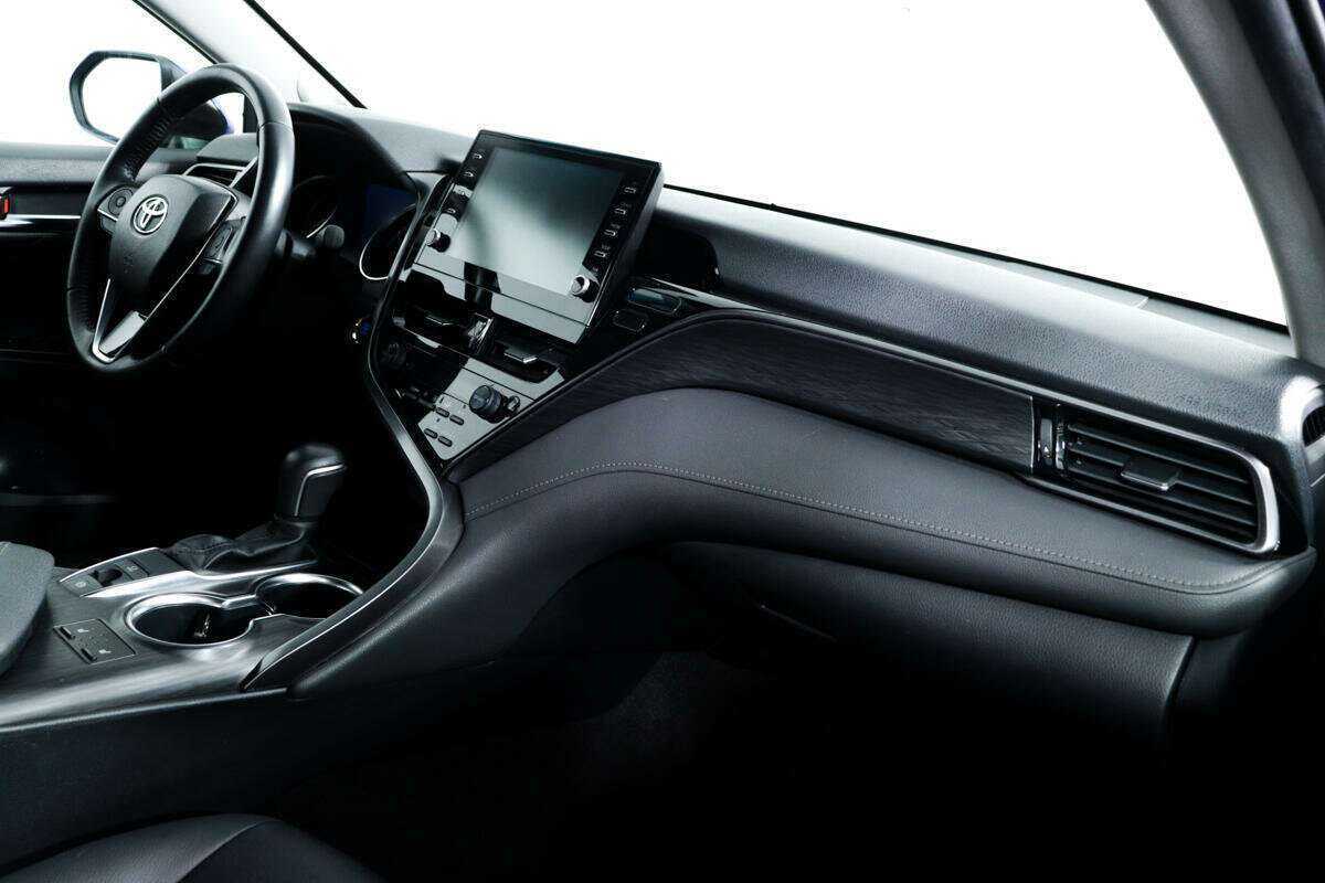 Купить Toyota Camry, 2021, 69 564 км, фото №9