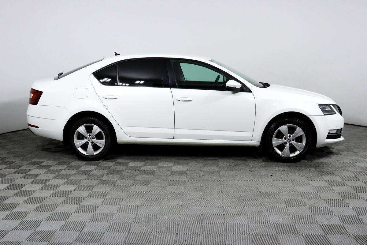 Купить Skoda Octavia, 2018, 56 795 км, фото №4