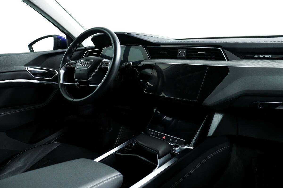 Купить Audi e-tron 55, 2020, 34 053 км, фото №9