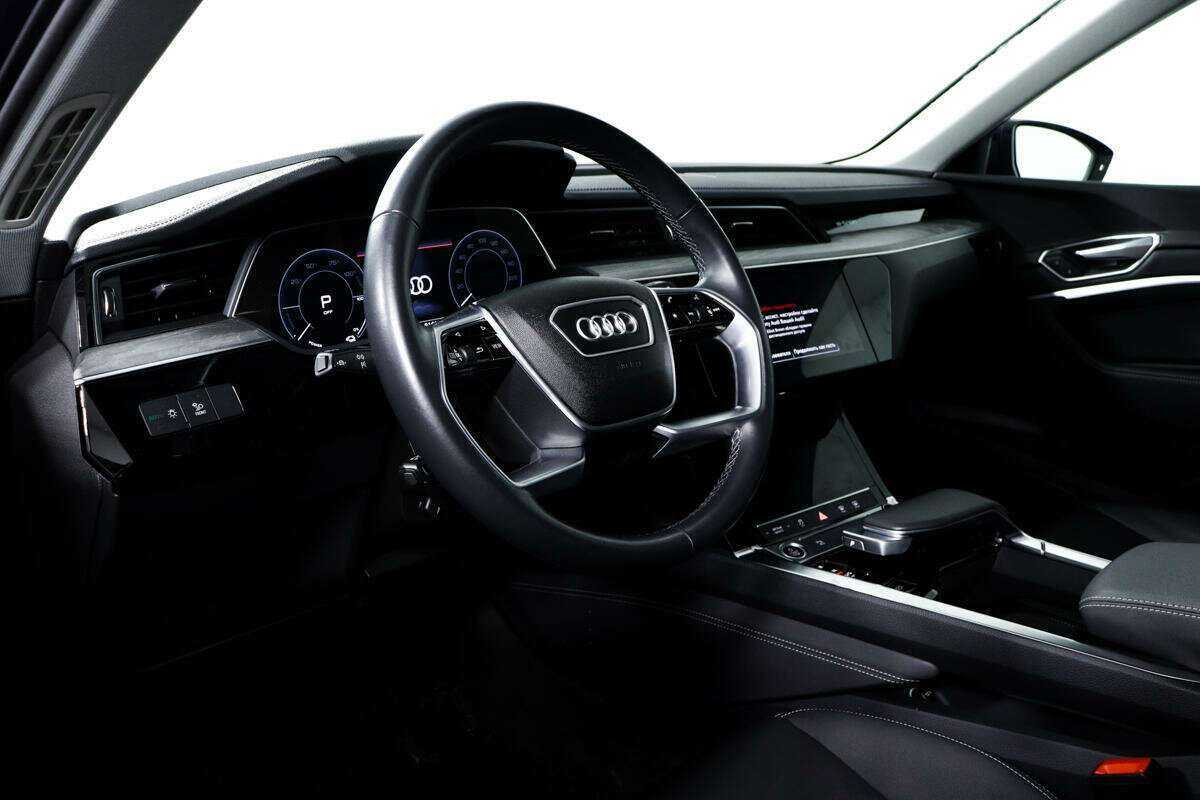 Купить Audi e-tron 55, 2020, 34 053 км, фото №13
