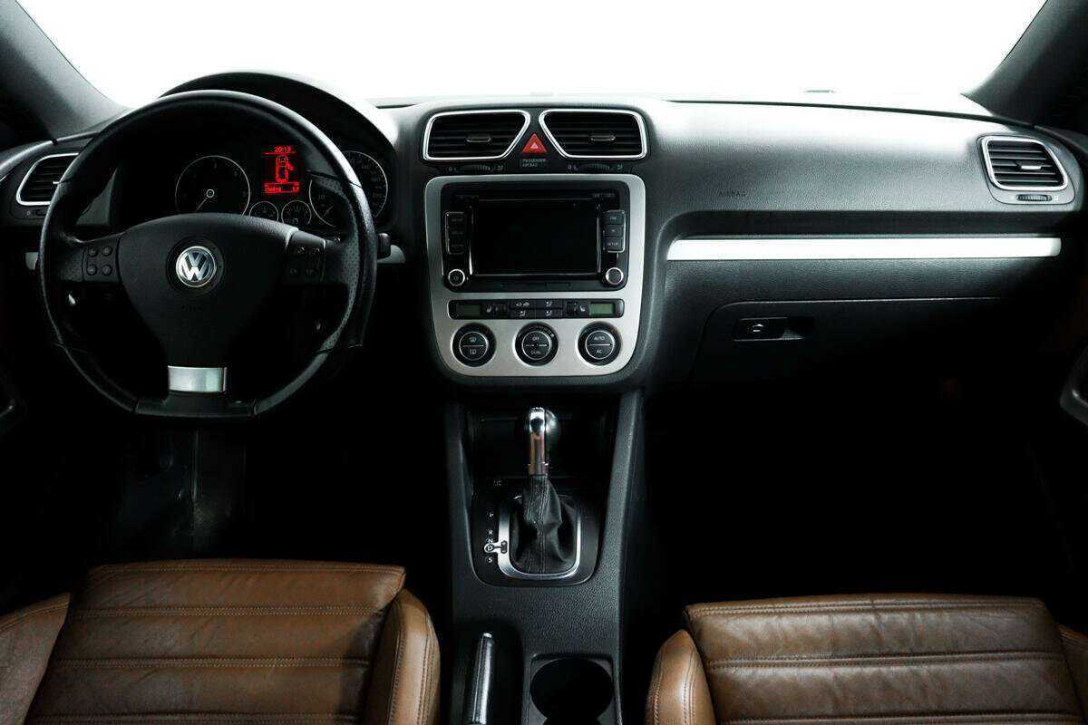 Купить Volkswagen Scirocco, 2009, 136 510 км, фото №11