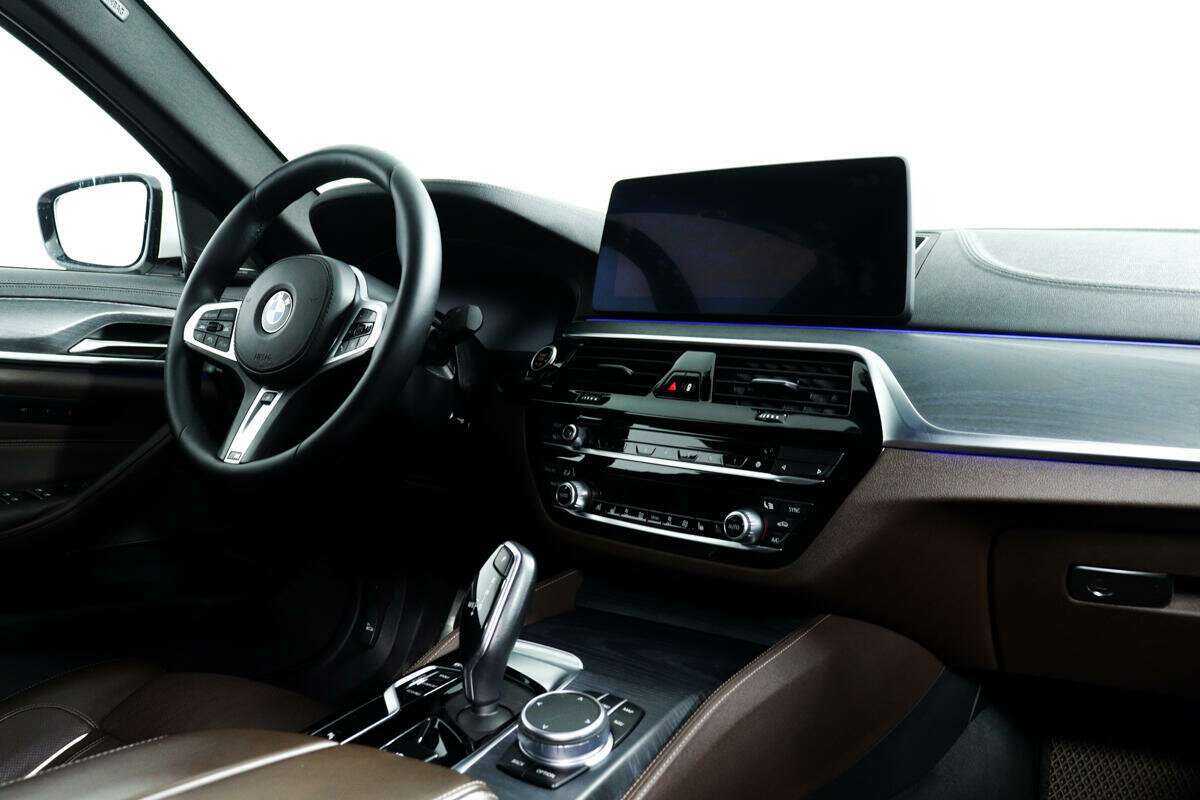 Купить BMW 5 серии 530d xDrive, 2020, 103 173 км, фото №9